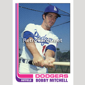 1982T Bobby Mitchell Los Angeles Dodgers